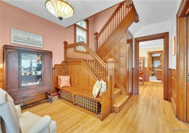 4th image of 107 Niagara St, North Tonawanda, NY 14120 | MLS# B1700811