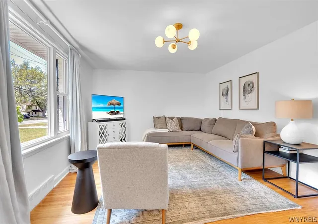 Photo 4 of Sale Pending at 650 E And W Rd, Buffalo, NY 14224 | MLS# B1698244 | Listing updated on 2026-07-31