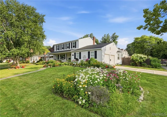 3rd image of 53 Willowgrove E, Tonawanda, NY 14150 | MLS# B1700781