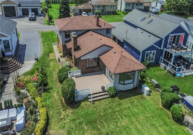 1st image of 1934 Edgemere Dr, Rochester, NY 14612 | MLS# R1700521