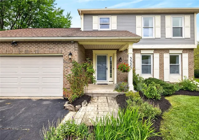2nd image of 3323 Evergreen Cir Cir, Walworth, NY 14568 | MLS# R1700858