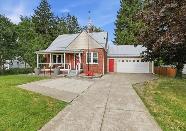 31st image of 2026 Transit Rd, Buffalo, NY 14224 | MLS# B1700703