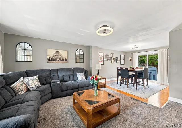 5th image of 2026 Transit Rd, Buffalo, NY 14224 | MLS# B1700703