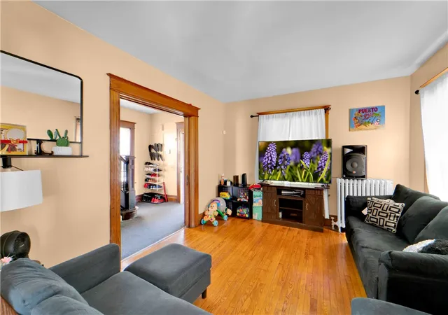 Photo 5 of Single family home for sale at 365 Garson Ave, Rochester, NY 14609 | MLS# R1700248 | Listing updated on 2026-07-28