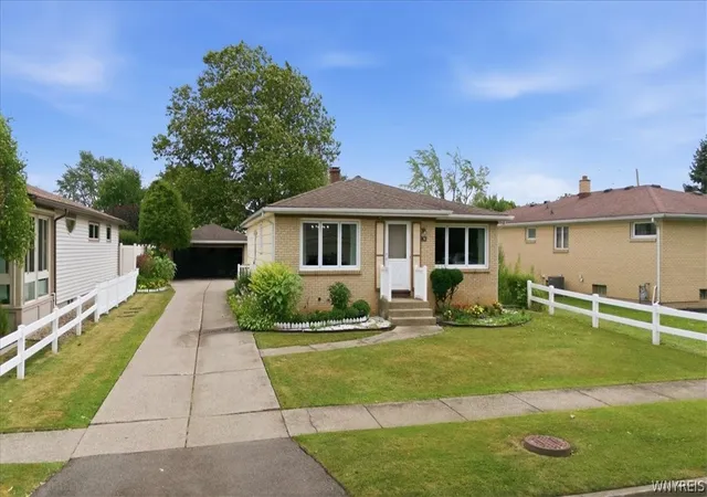 Photo 3 of Single family home for sale at 74 Lucy Ln, Buffalo, NY 14225 | MLS# B1700903 | Listing updated on 2026-07-25