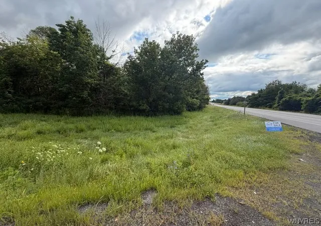 1st image of V/l Dysinger, Lockport, NY 14094 | MLS# B1700919