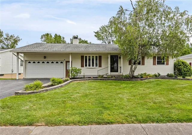 1st image of 24 Noel Dr, Rochester, NY 14606 | MLS# R1700685