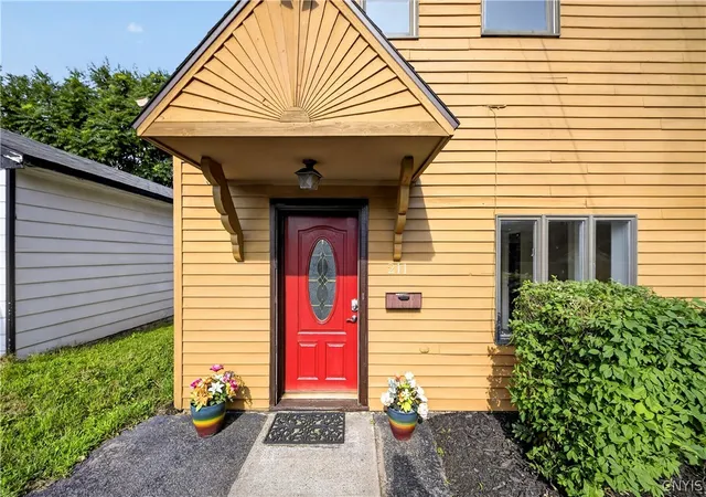 4th image of 211 Schaffer Ave, Syracuse, NY 13206 | MLS# S1700953