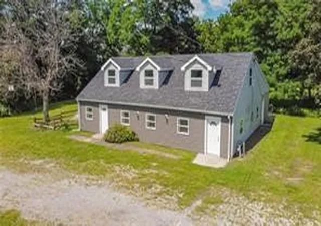 2nd image of 7786 State Route 5 And 20, Bloomfield, NY 14469 | MLS# R1697362