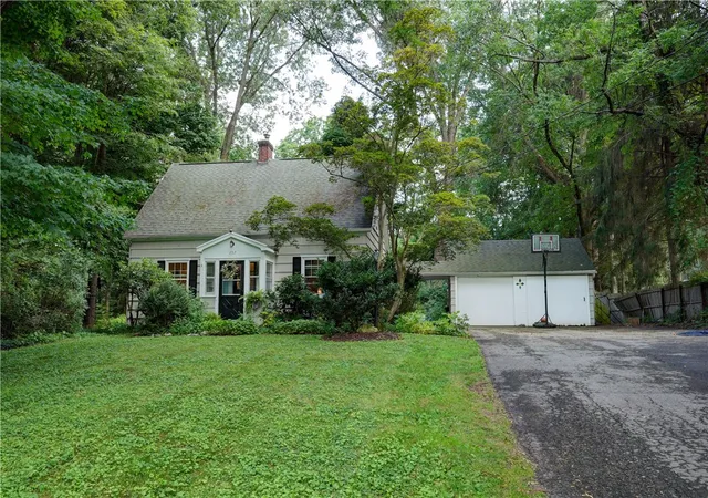 1st image of 157 Ayrault Rd, Fairport, NY 14450 | MLS# R1700832