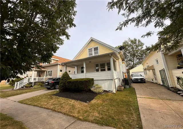 1st image of 158 Wabash Ave, Sanborn, NY 14132 | MLS# B1700738