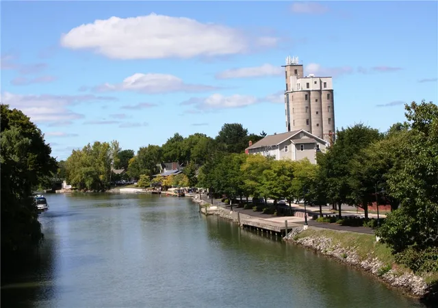 17th image of 103 French Rd, Pittsford, NY 14618 | MLS# R1700215