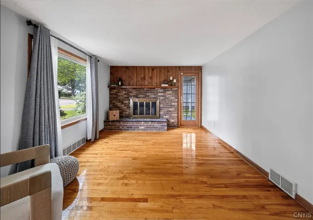 4th image of 109 Marilyn Ave, Syracuse, NY 13212 | MLS# S1700913