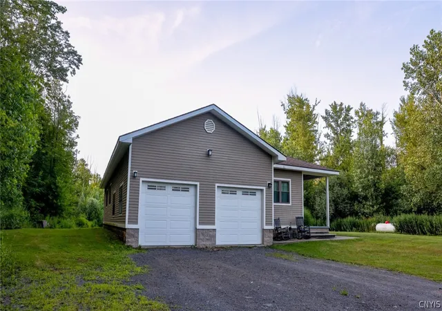 2nd image of 394 Maple Ave, Fulton, NY 13069 | MLS# S1700813
