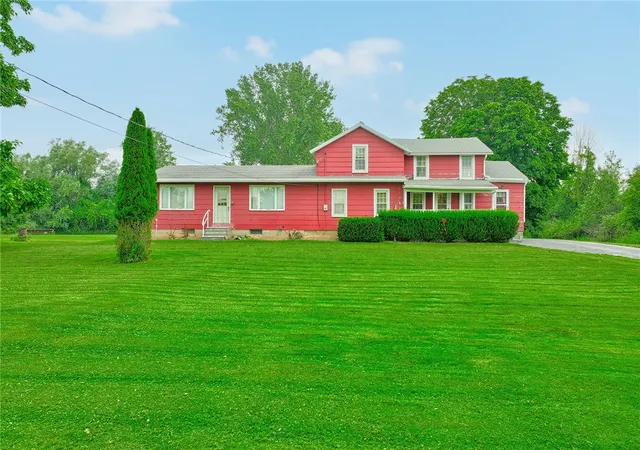 1st image of 1320 N Hamlin Rd, Hamlin, NY 14464 | MLS# R1700753