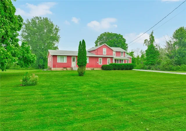 5th image of 1320 N Hamlin Rd, Hamlin, NY 14464 | MLS# R1700753
