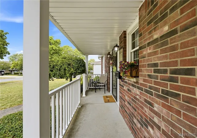 Photo 4 of Sale Pending at 117 Patrice, Buffalo, NY 14221 | MLS# B1700670 | Listing updated on 2026-08-03