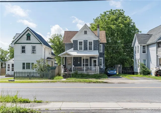 Listing Photo 2 - Condo for sale in building located at 689 Leray St, Watertown, NY 13601 - Unit #