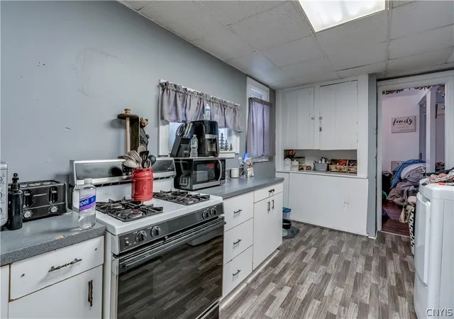 4th image of 689 Leray St, Watertown, NY 13601 | MLS# S1695399