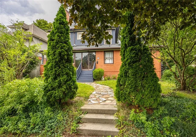 2nd image of 809 South Ave, Rochester, NY 14620 | MLS# R1699093