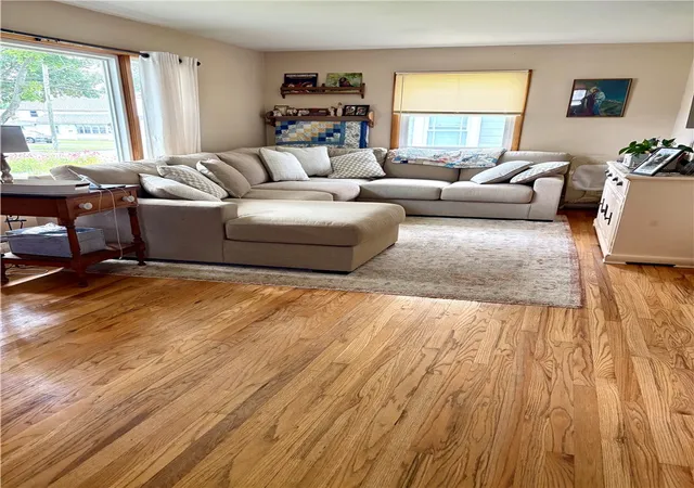 Photo 2 of Single family home for sale at 318 Grant St, Elmira, NY 14901 | MLS# R1701049 | Listing updated on 2026-07-31