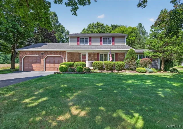 1st image of 11700 Whitetail Dr, Marilla, NY 14102 | MLS# B1700630