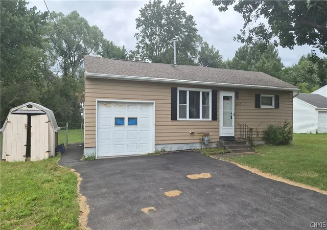 1st image of 6603 E Taft Rd, East Syracuse, NY 13057 | MLS# S1700646