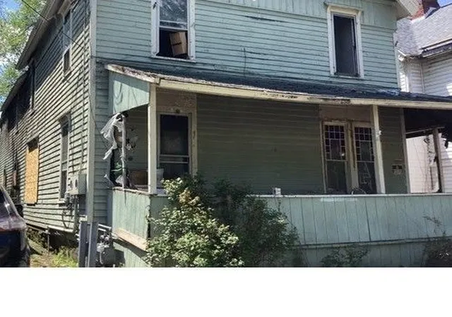 3rd image of 18 Munsell St, Binghamton, NY 13901 | MLS# R1701062