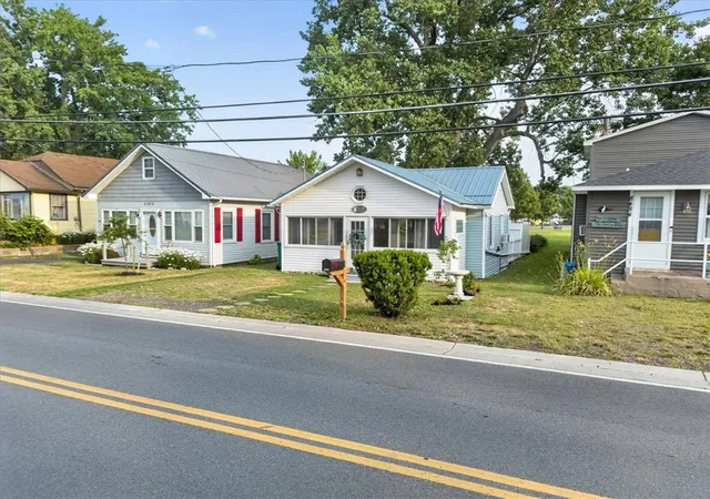 2nd image of 8486 Wickham Blvd, Sodus Point, NY 14555 | MLS# R1698647
