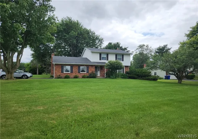 4th image of 816 Lockport Rd, Youngstown, NY 14174 | MLS# B1701066