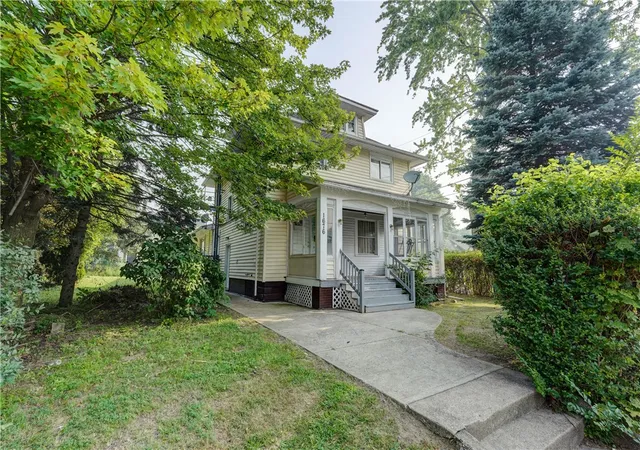 Photo 2 of Sale Pending at 1676 Clifford Ave, Rochester, NY 14609 | MLS# R1701051 | Listing updated on 2026-08-03
