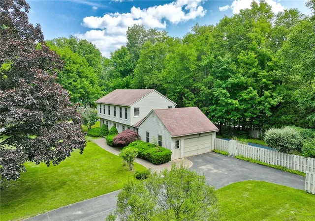 2nd image of 1199 Fox Hollow, Webster, NY 14580 | MLS# R1699960