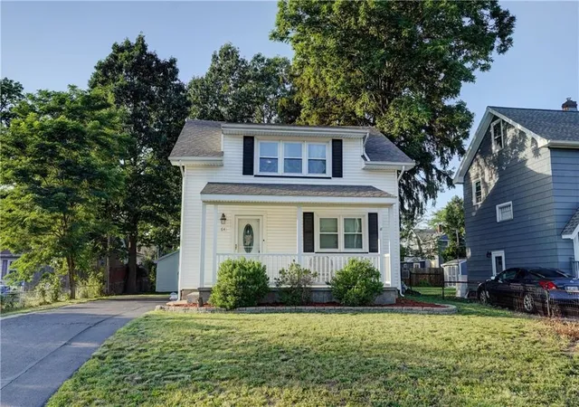 2nd image of 64 Bancroft Dr Dr, Rochester, NY 14616 | MLS# R1701064