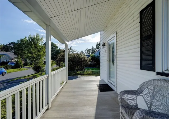 4th image of 64 Bancroft Dr Dr, Rochester, NY 14616 | MLS# R1701064
