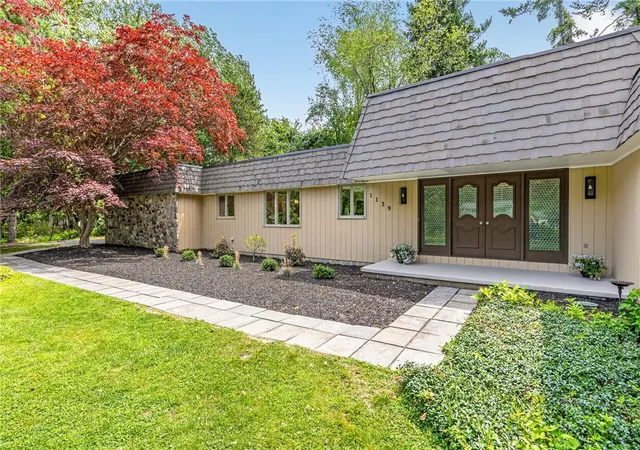 1st image of 1139 Woodsboro Farms, Webster, NY 14580 | MLS# R1700721