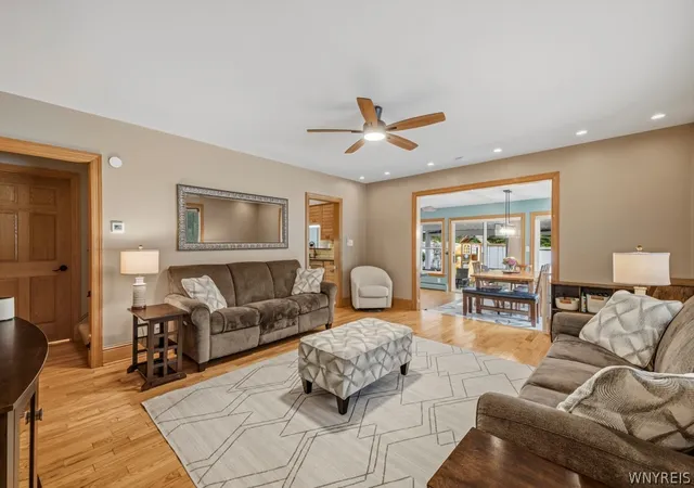4th image of 4321 Niagara Rapids Blvd, Niagara Falls, NY 14305 | MLS# B1700655