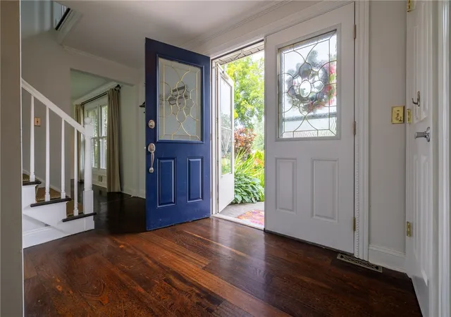 5th image of 19 Warder Dr, Pittsford, NY 14534 | MLS# R1700769