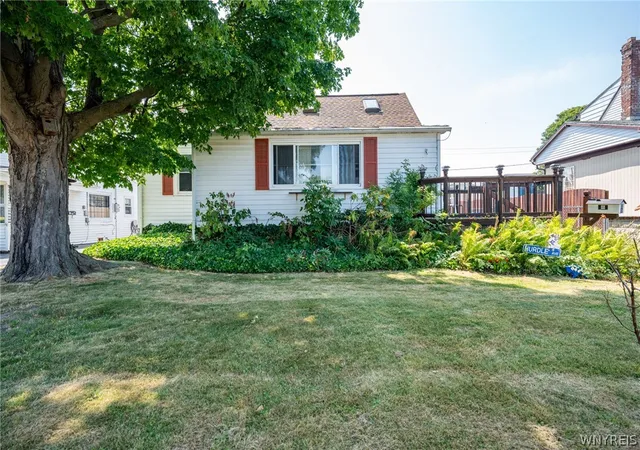 2nd image of 302 Knox Ave, West Seneca, NY 14224 | MLS# B1700486