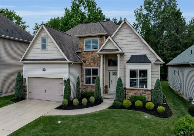 Photo 1 of Sale Pending at 34 Avalon Meadows Ln, East Amherst, NY 14051 | MLS# B1694186 | Listing updated on 2026-08-03