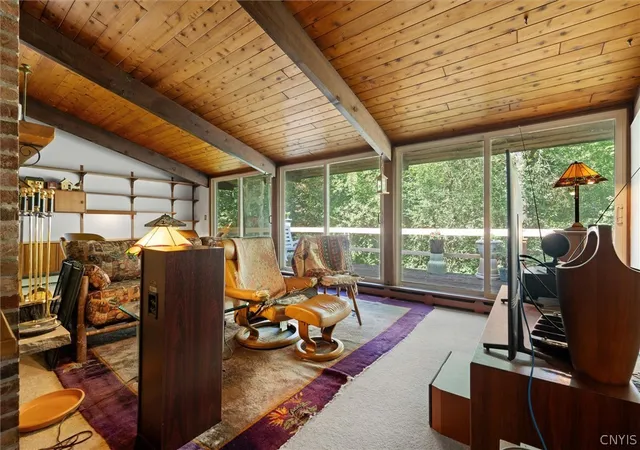 Photo 3 of Sale Pending at 209 Southview Rd, Syracuse, NY 13209 | MLS# S1700818 | Listing updated on 2026-07-28