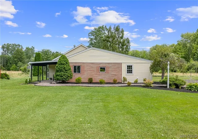 5th image of 3069 Coomer Rd, Newfane, NY 14108 | MLS# B1701157