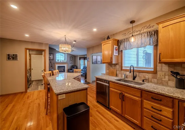 5th image of 8226 Cicero Mills Rd, Cicero, NY 13039 | MLS# S1700933