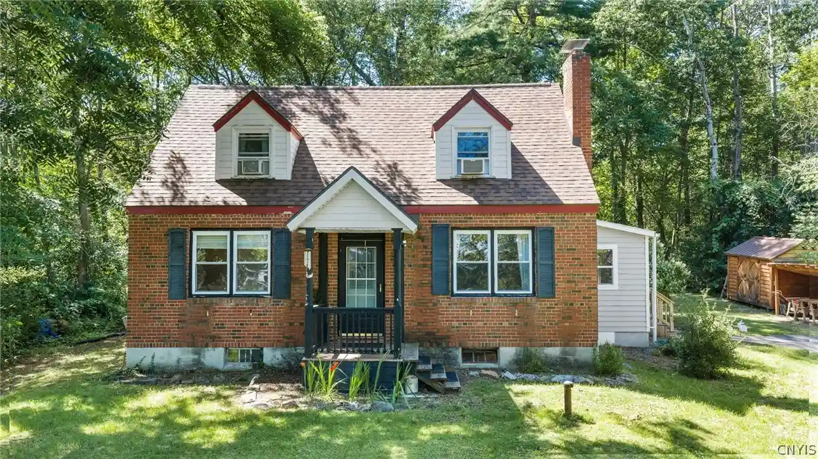 Photo 1 of Sale Pending at 4703 Makyes Rd, Syracuse, NY 13215 | MLS# S1700446 | Listing updated on 2026-07-29