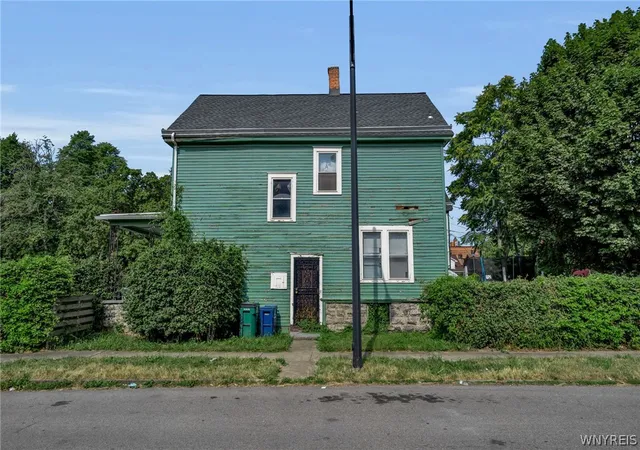 Photo 2 of Single family home for sale at 324 Florida St, Buffalo, NY 14208 | MLS# B1700865 | Listing updated on 2026-07-26
