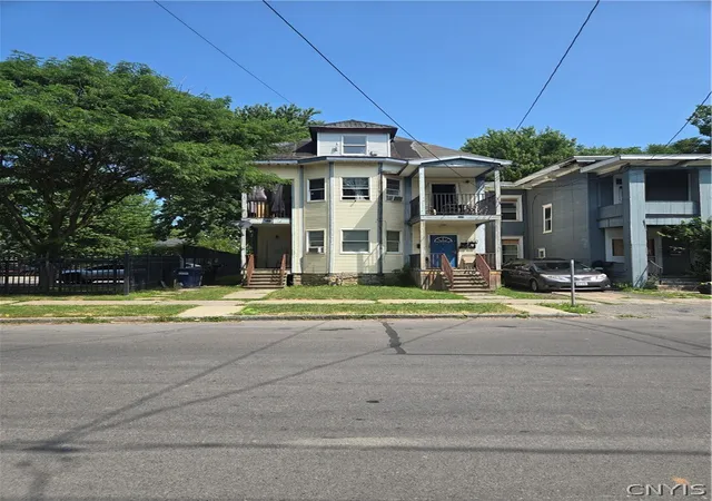 Listing Photo 2 - Condo for sale in building located at 222 Shonnard St, Syracuse, NY 13204 - Unit #