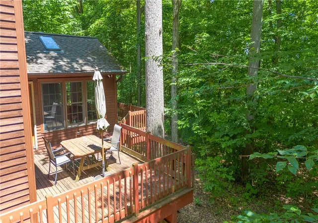 4th image of 4107 Braewood Ln, Geneva, NY 14456 | MLS# R1701244