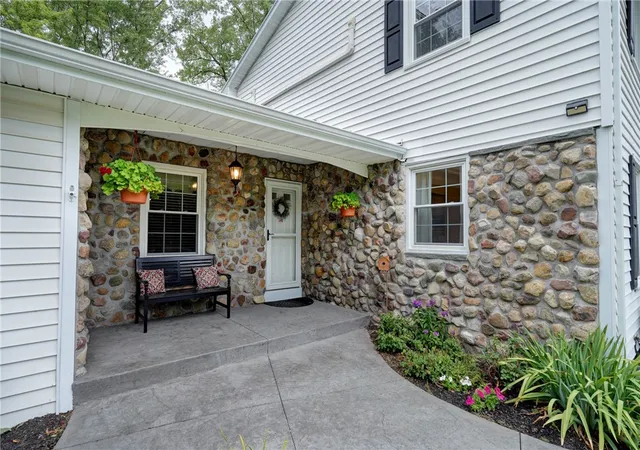 2nd image of 1105 Wayneport Rd, Macedon, NY 14502 | MLS# R1699804