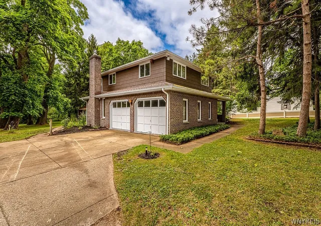 1st image of 1940 Dodge Rd, East Amherst, NY 14051 | MLS# B1700292