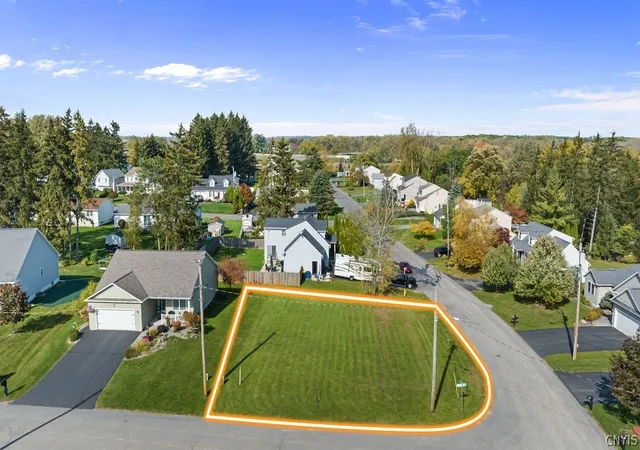 1st image of 123 Brantford, Syracuse, NY 13209 | MLS# S1701291
