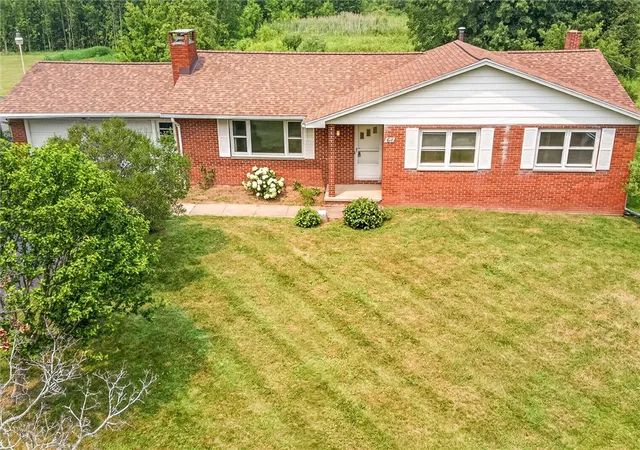 4th image of 64 Parma Center Rd, Parma, NY 14468 | MLS# R1699780